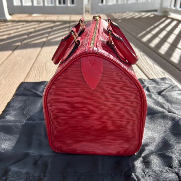 Louis Vuitton Red Epi Speedy 25 - Picture 3 of 6